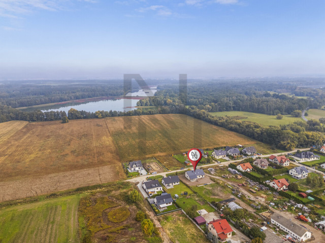 dom wolnostojący / 196m2 / 7 pokoi / pompa ciepła